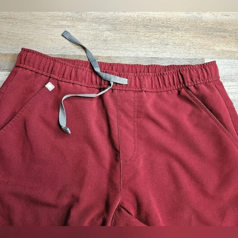 FIGS Tansen Jogger Scrub Pants Men's Medium Burgundy